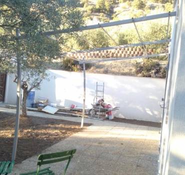 Thermolaquage de marquises et pergolas en acier pour ferronniers sur la région de Manosque